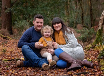 experienced portrait photographer Sussex Samphire Photography family outdoor location 2019