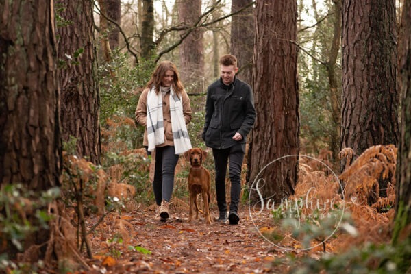 woodland autumn family photoshoot horsham for couple with dog