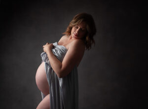 mum to be pregnancy portrait